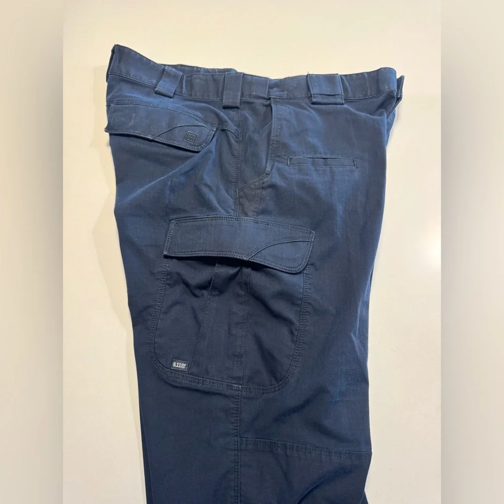 5.11 Tactical Men’s Pants Large 34/36 Blue Cargo Ripstop Reinforced Knee Butt - Picture 4 of 10